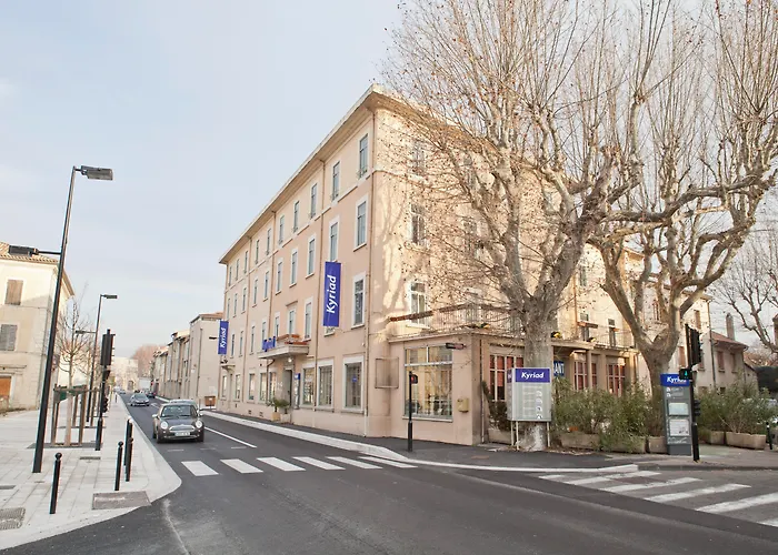 Kyriad Orange Centre Ville - Hotel & Restaurant & Bar - La Galerie D\'Art Des Princes - Provence Alpes Cote D\'Azur - France - Proche A7-A9 - Exit21- Chateauneuf-Du-Pape Avignon Bollene Nimes