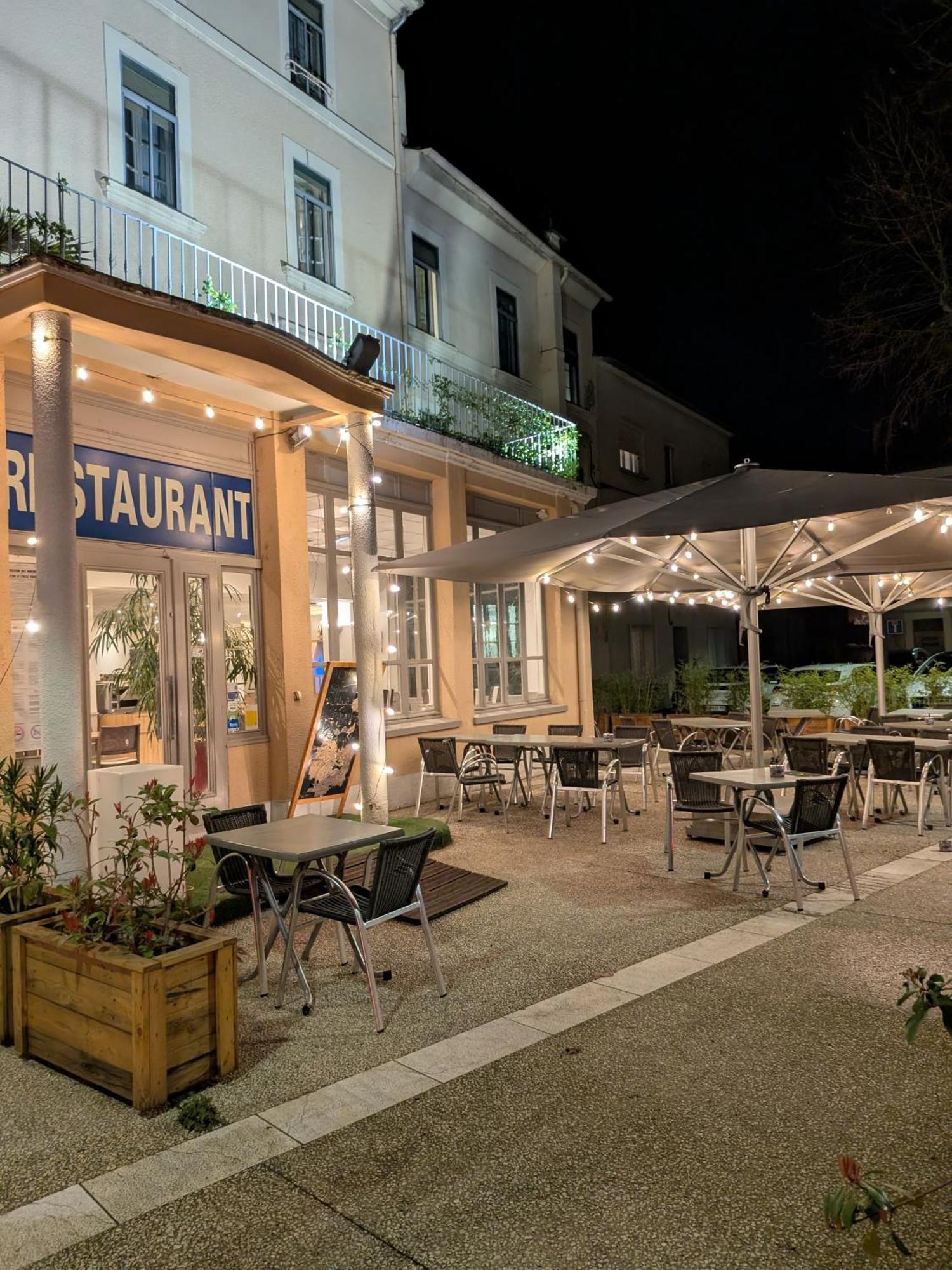 Hotel Kyriad Orange Centre - & Restaurant - La Galerie D'art Des Princes - Provence Alpes Cote D'azur - France - Proche A7-a9 - Exit21- Chateauneuf-du-pape Avignon Bollene Nimes